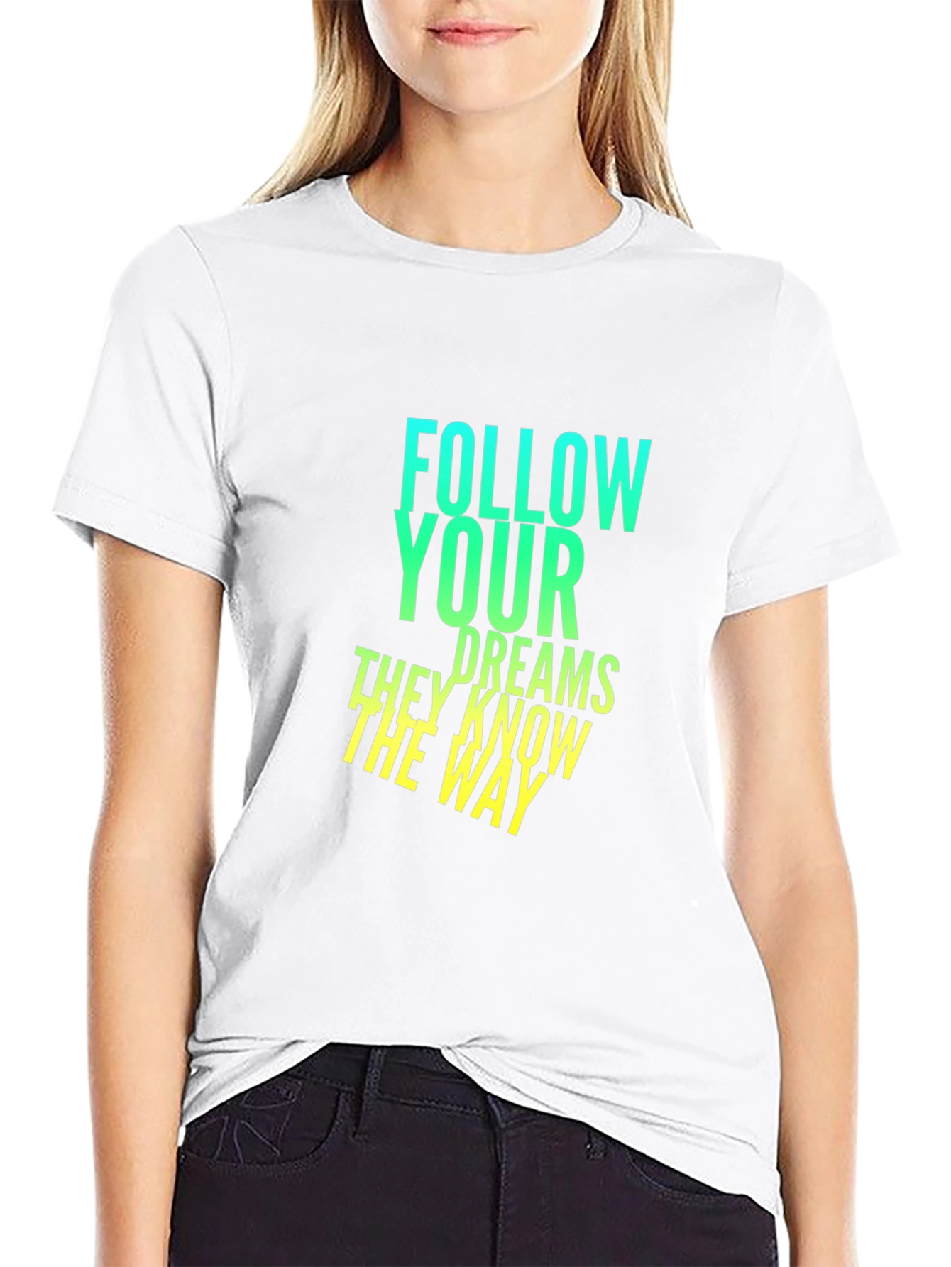 Camiseta Negra con Diseño Inspirador: Sigue Tus Sueños