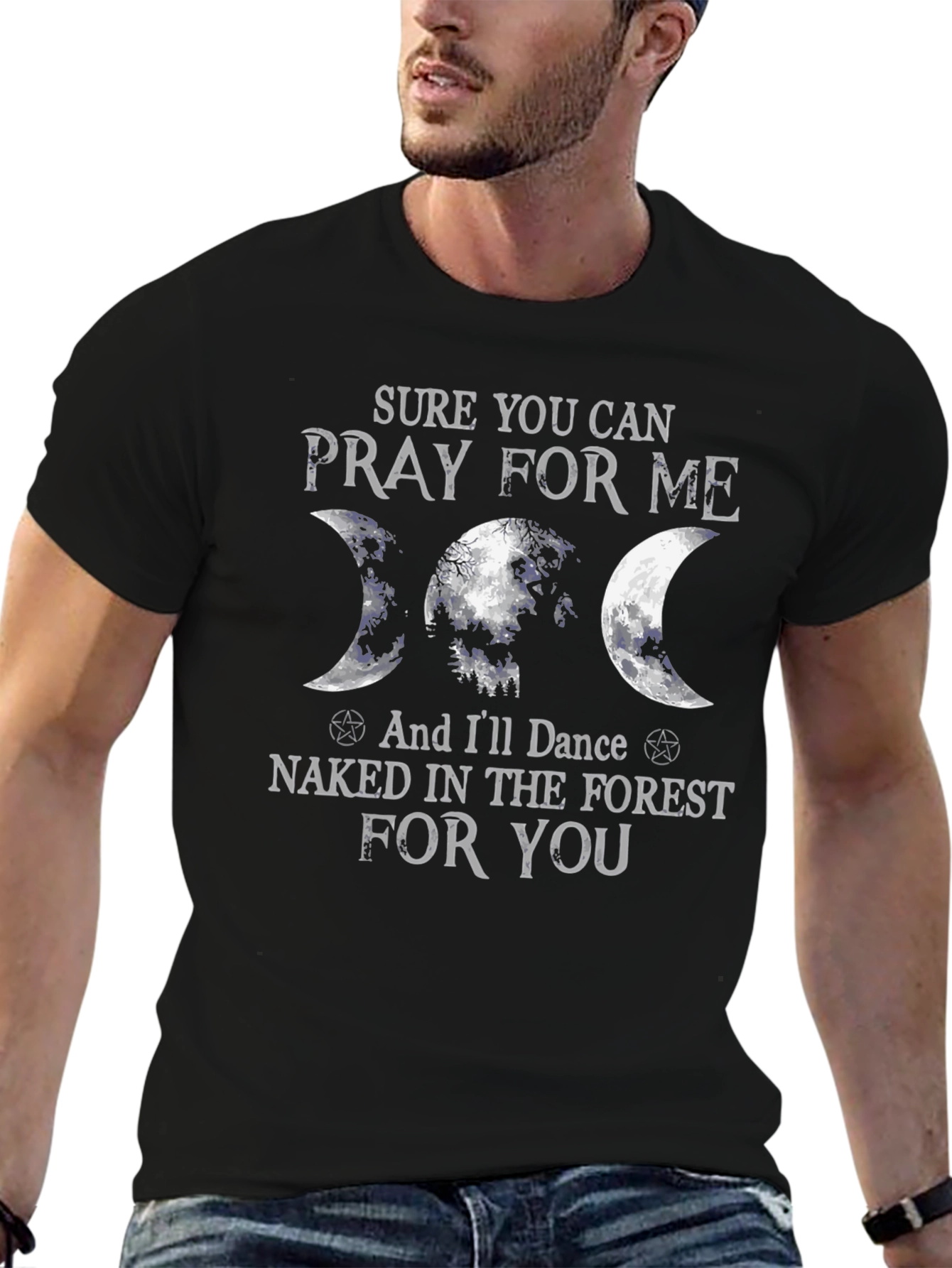 Camiseta Negra con Diseño de Luna y Bosque