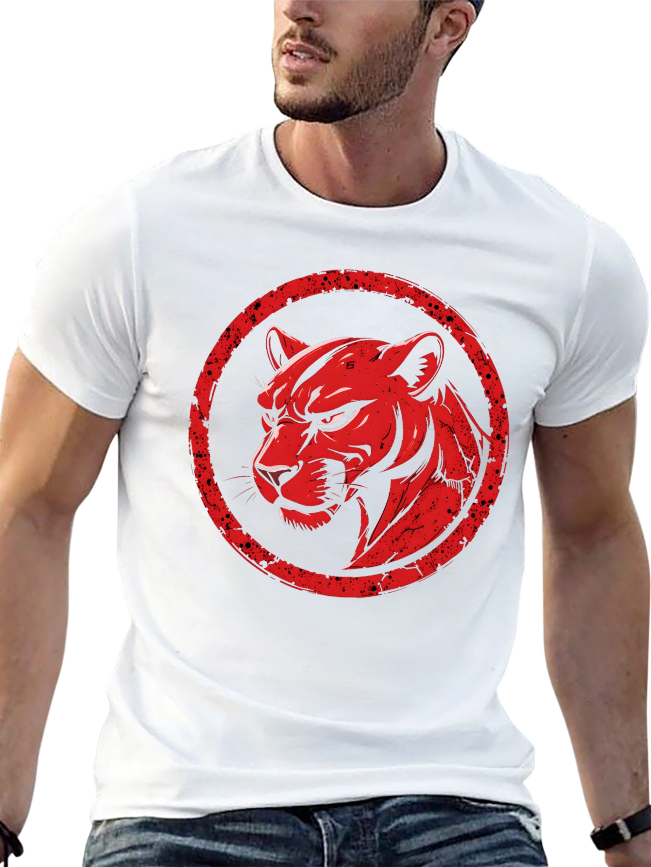 Camiseta Negra con Diseño de Pantera Roja