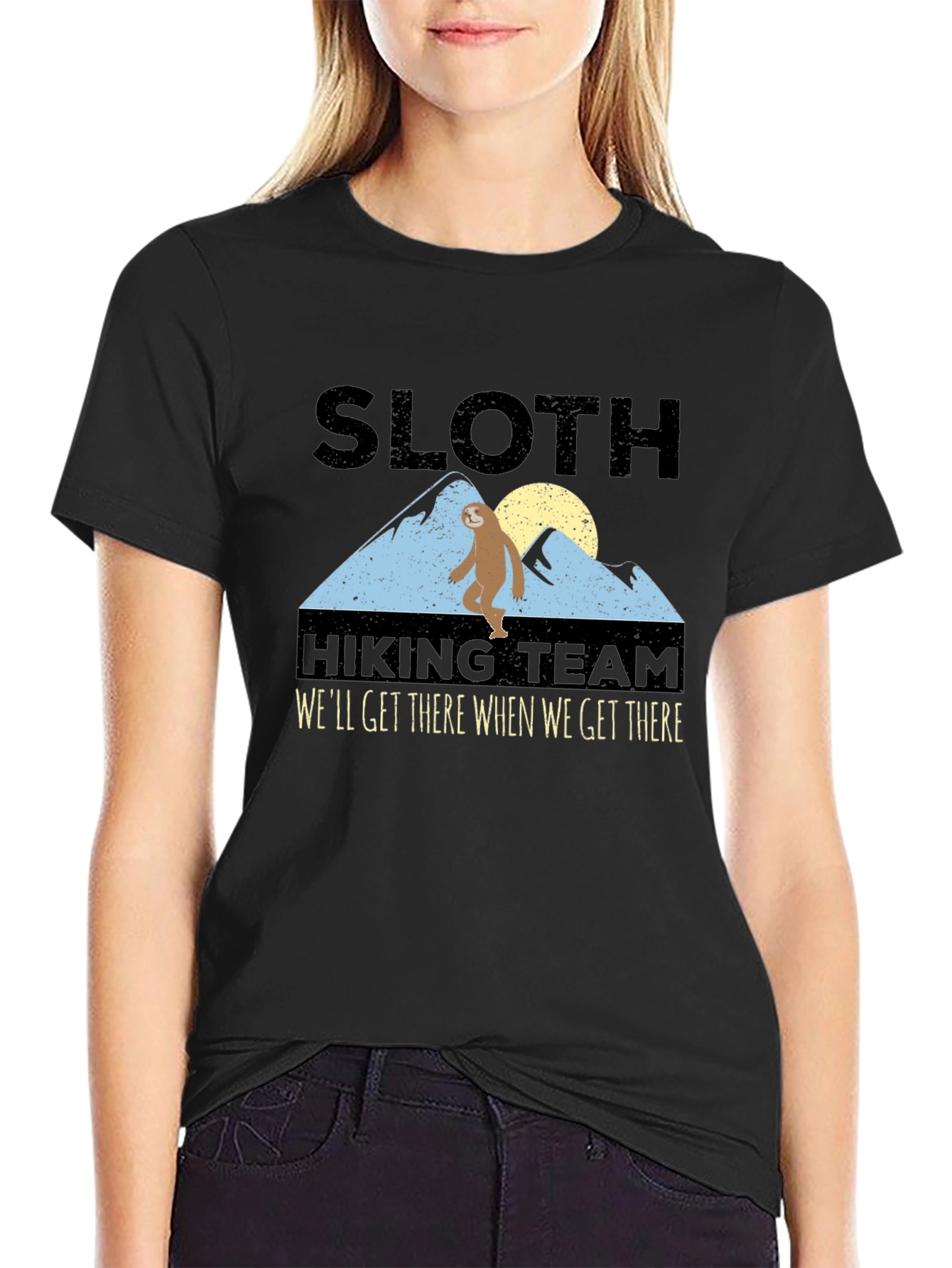 Camiseta Negra: Sloth Hiking Team