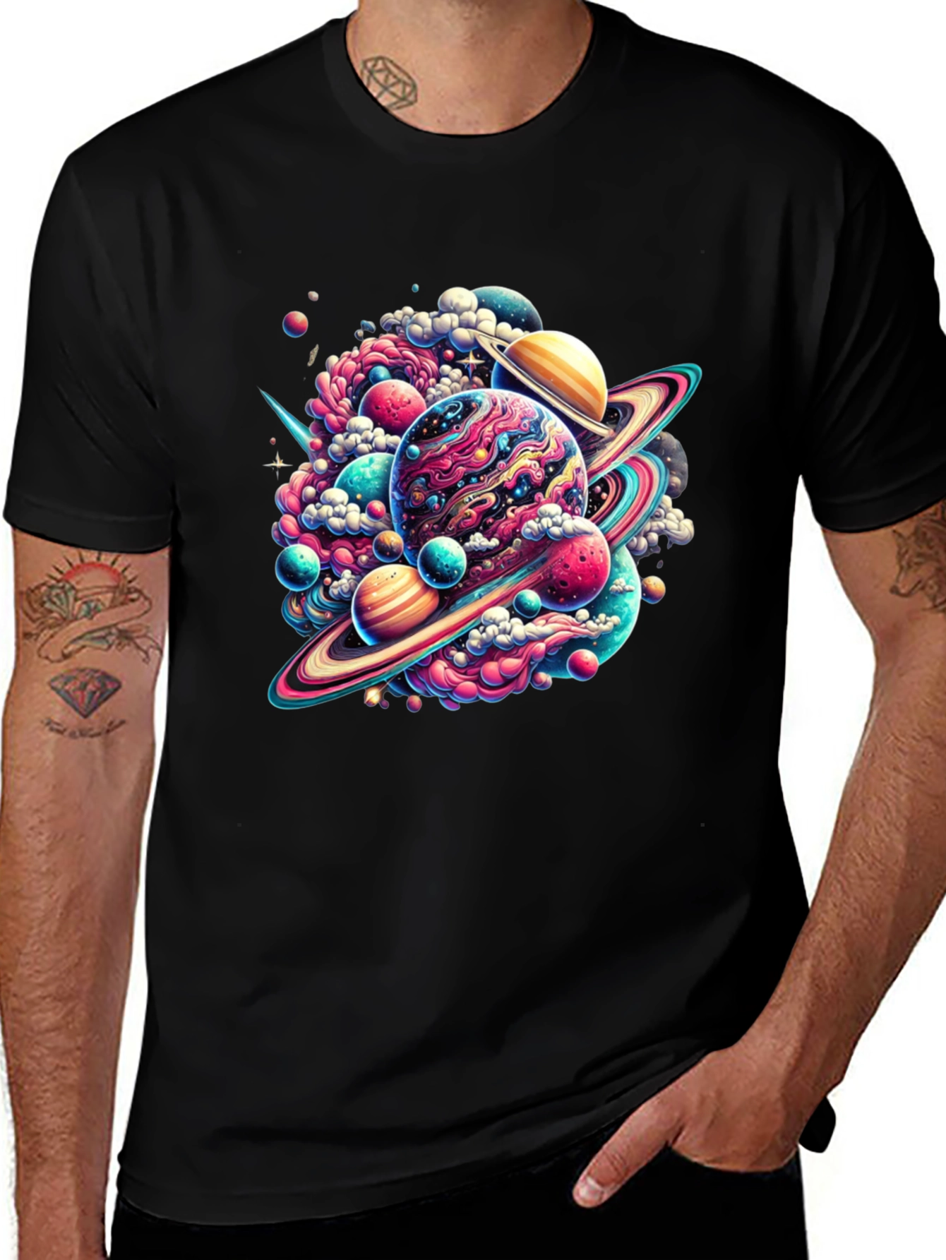 Camiseta Negra con Diseño Espacial Abstracto