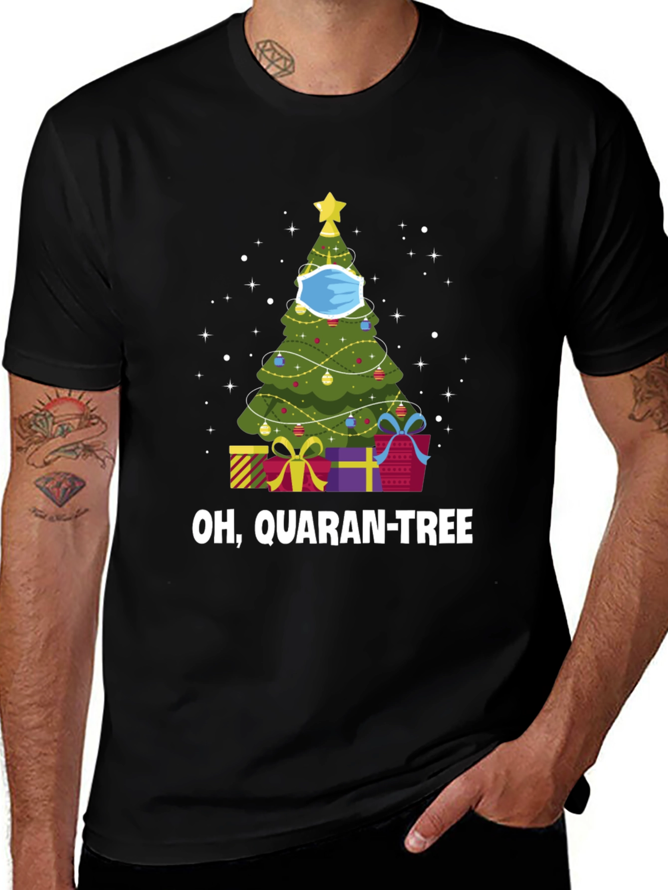 Camiseta Negra Navideña Quaran-Tree con Cubrebocas