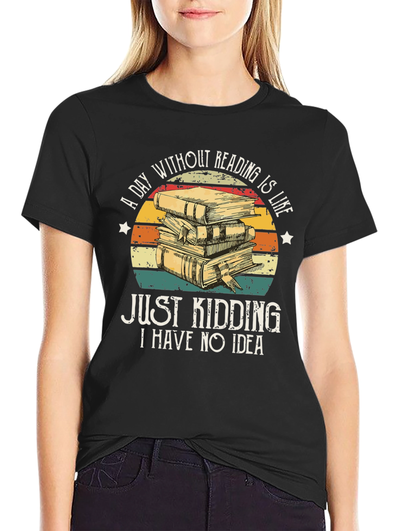 Camiseta Negra con Diseño de Libros y Frase Divertida