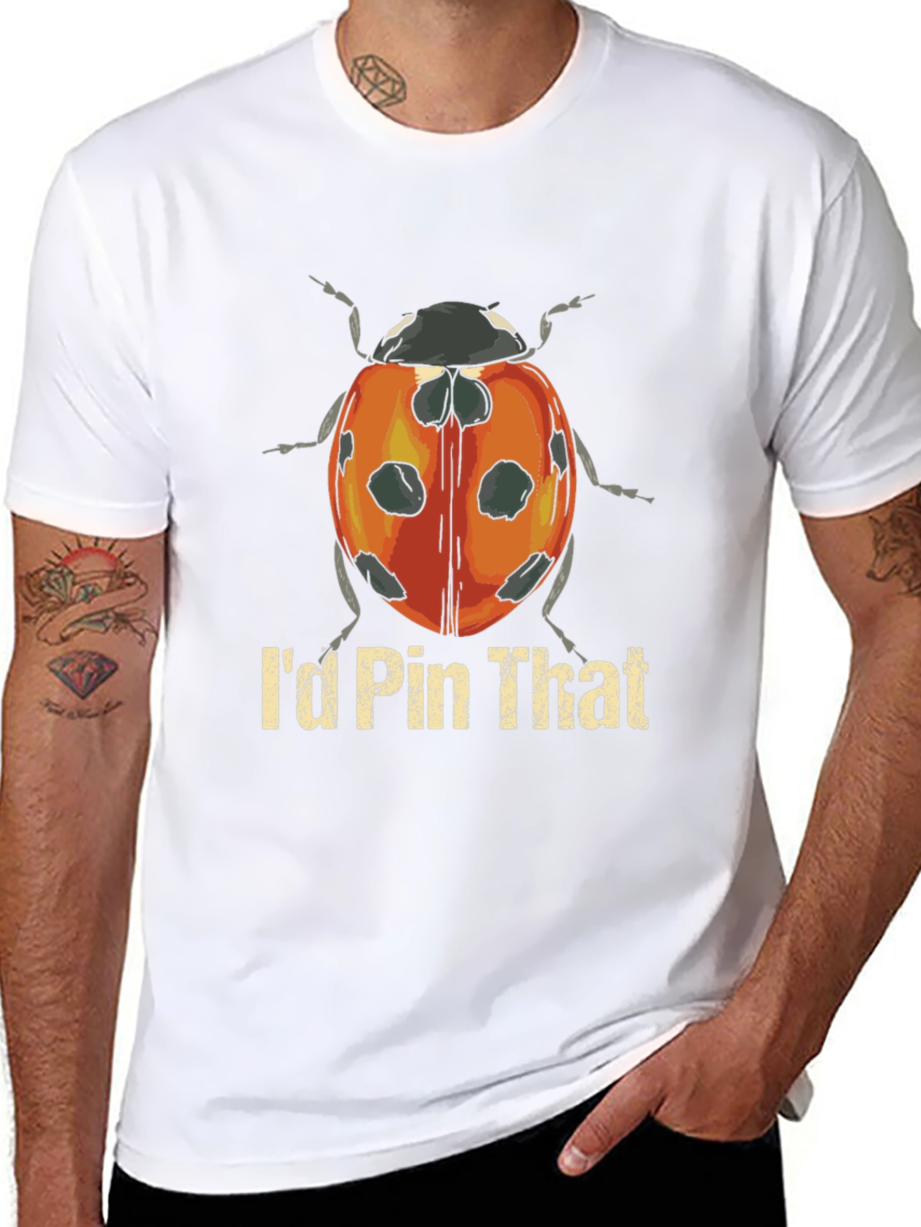 Camiseta Negra con Diseño de Mariquita