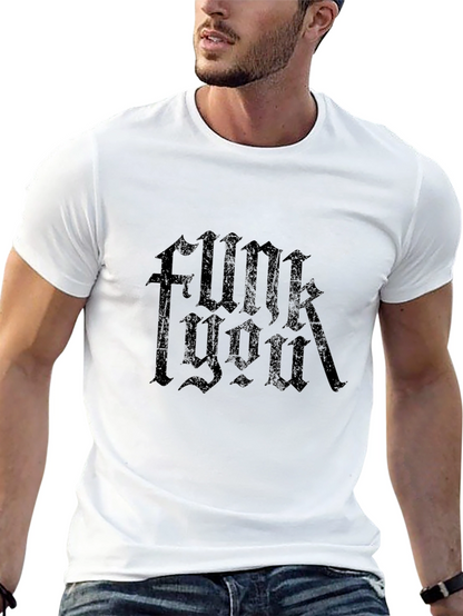 Camiseta Negra con Estampado Gótico Funk You