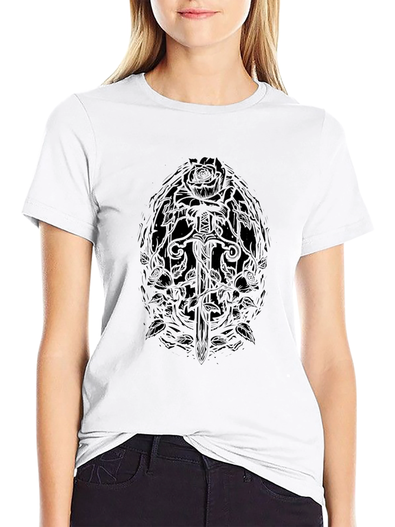 Camiseta Negra Diseño Rosa y Espada