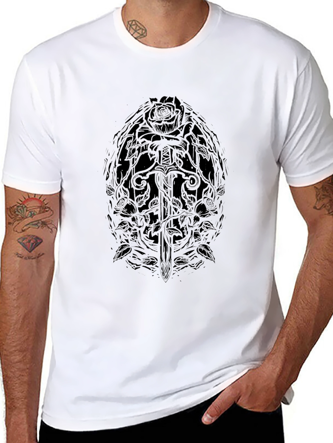 Camiseta Negra Diseño Rosa y Espada