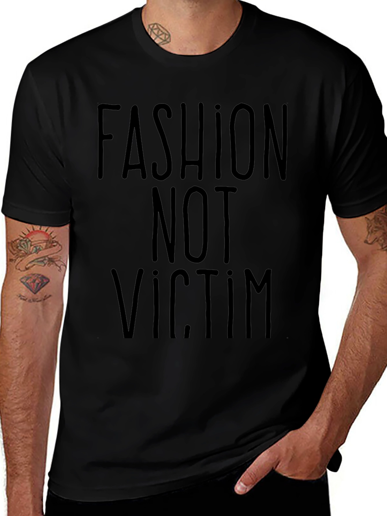 Camiseta Negra: Fashion Not Victim