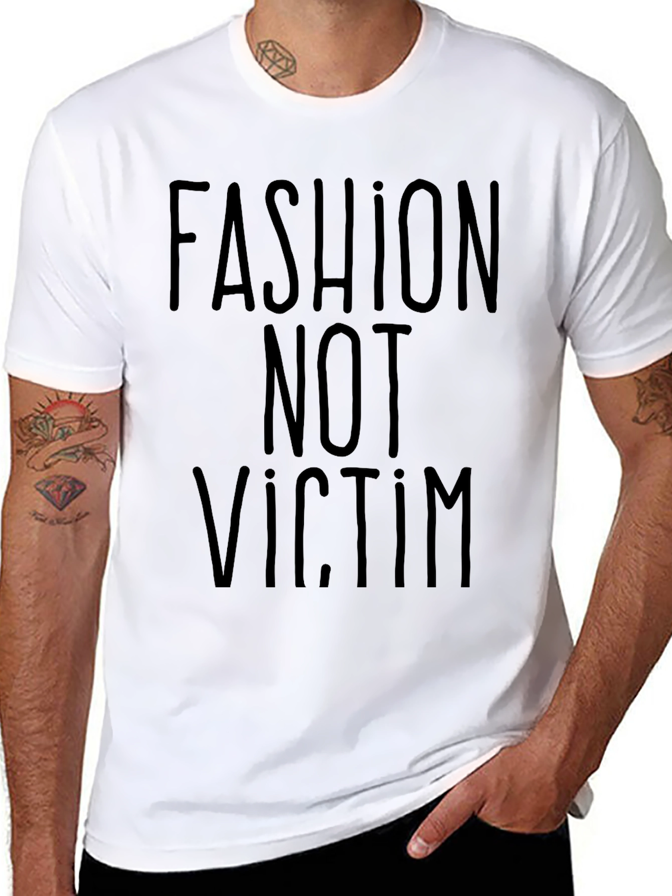 Camiseta Negra: Fashion Not Victim