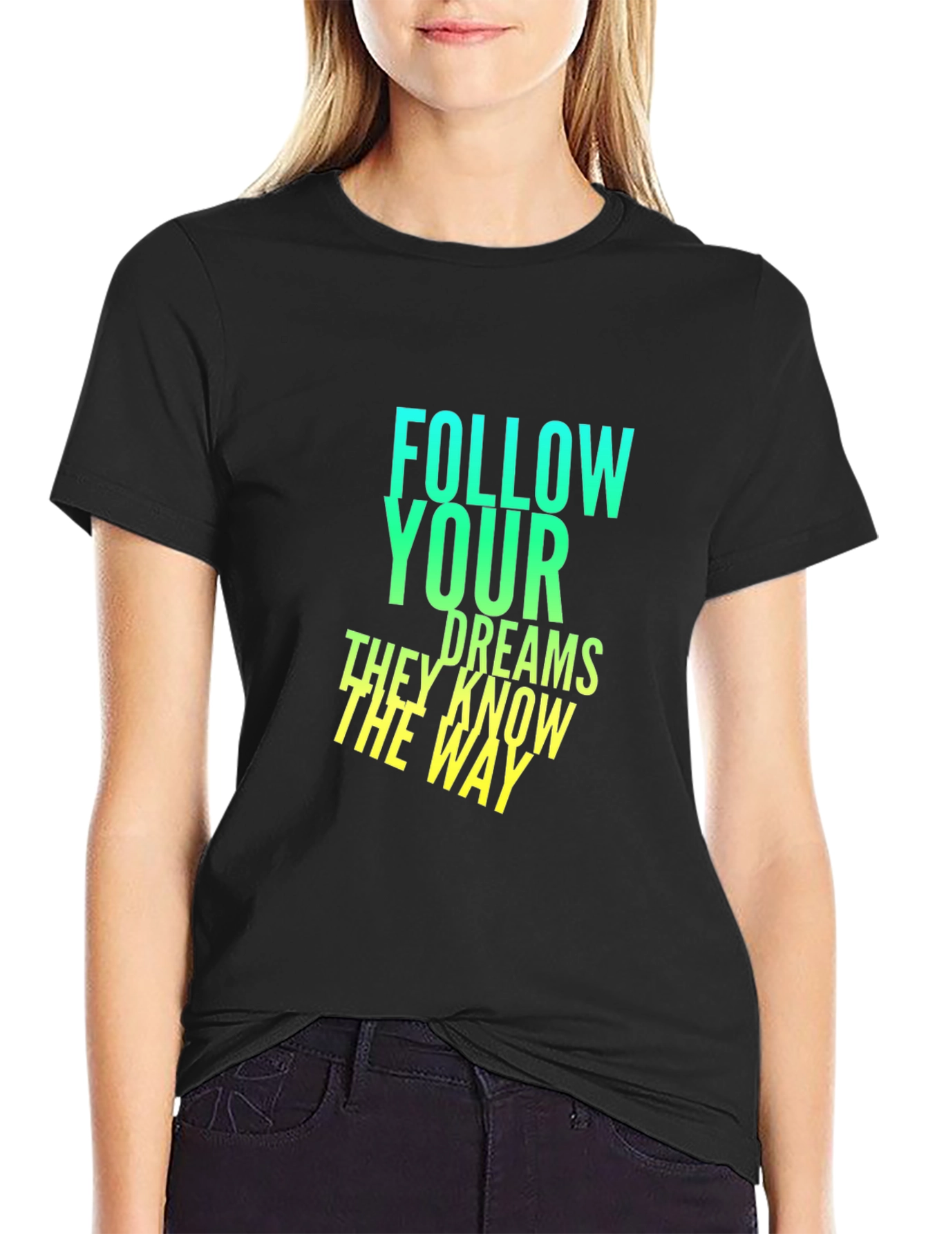 Camiseta Negra con Diseño Inspirador: Sigue Tus Sueños