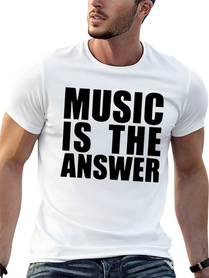 Camiseta Negra con Mensaje La Música es la Respuesta