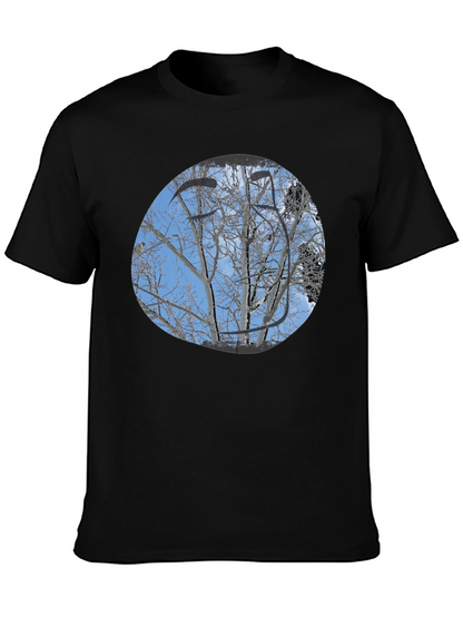 Camiseta Negra con Diseño de Árboles Invernales