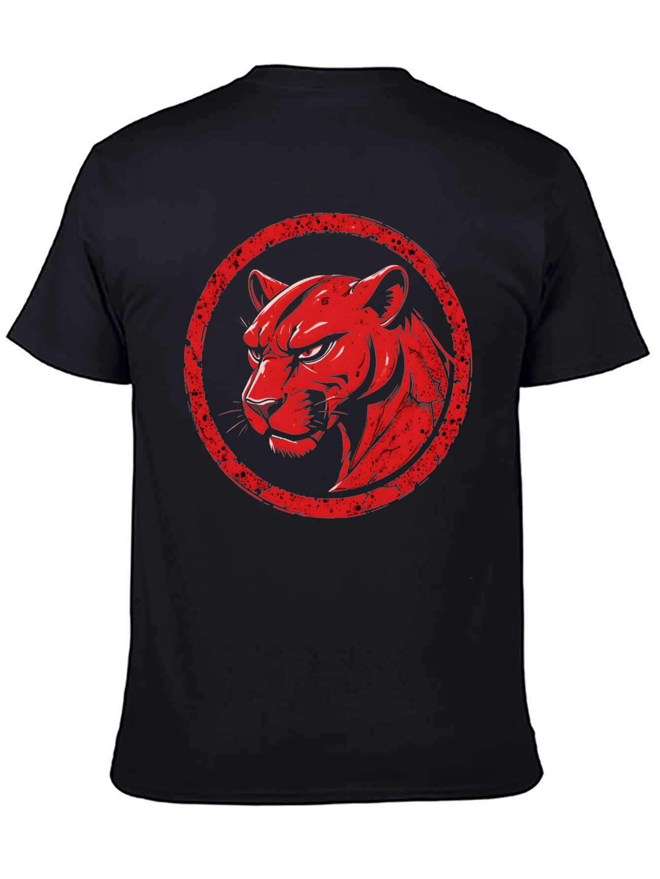 Camiseta Negra con Diseño de Pantera Roja