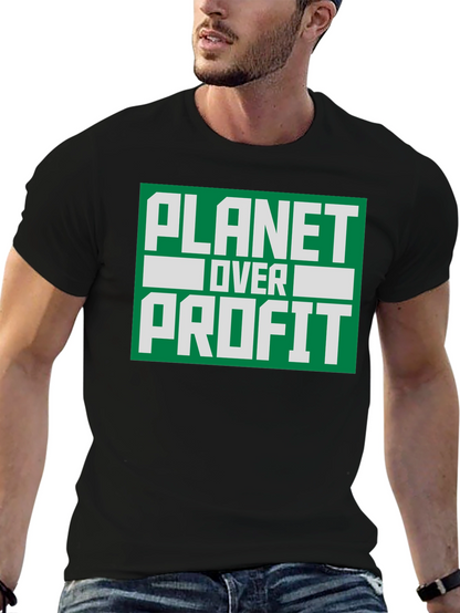 Camiseta Negra Planeta Sobre Ganancia - Conciencia Ambiental