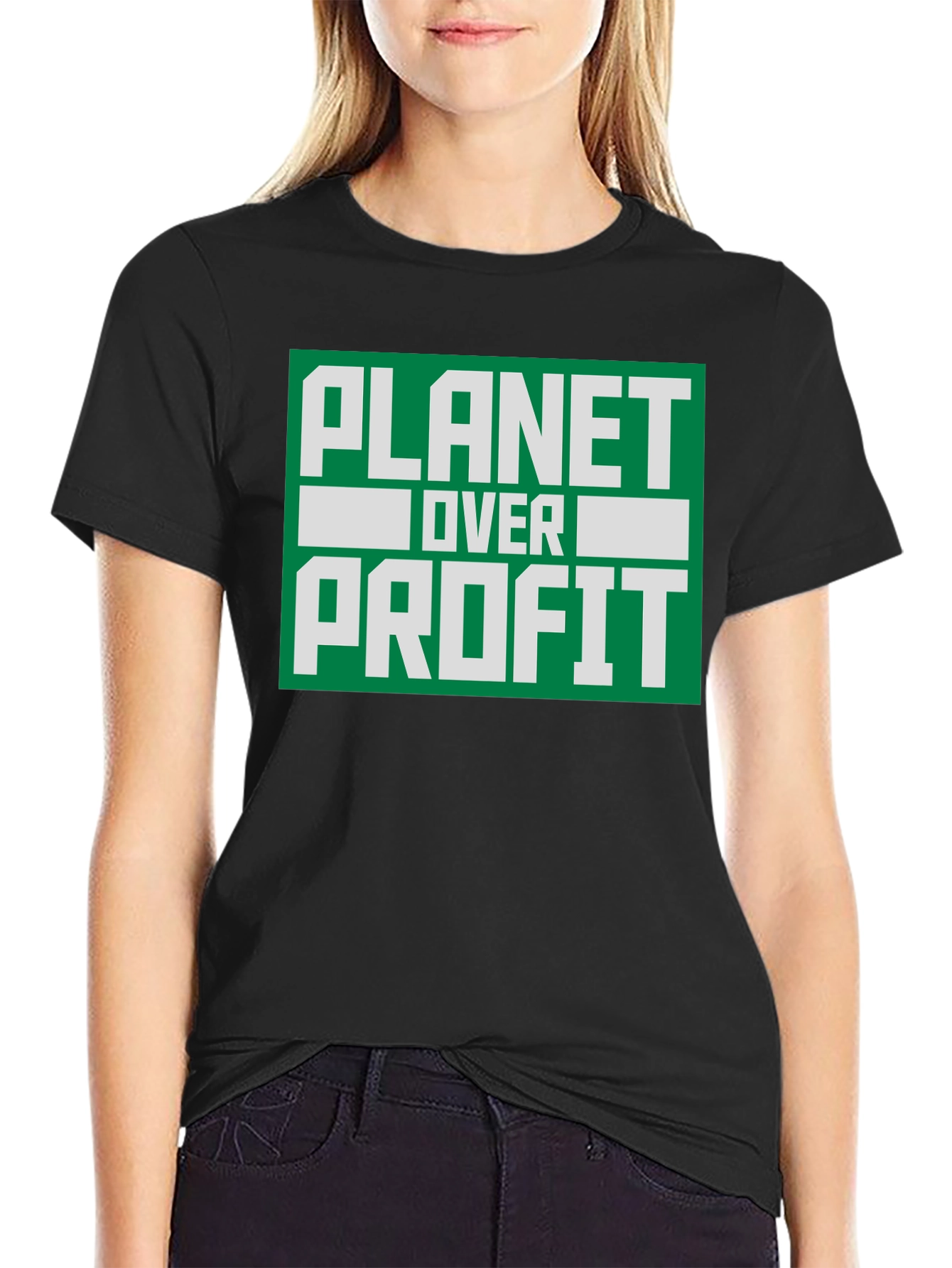 Camiseta Negra Planeta Sobre Ganancia - Conciencia Ambiental