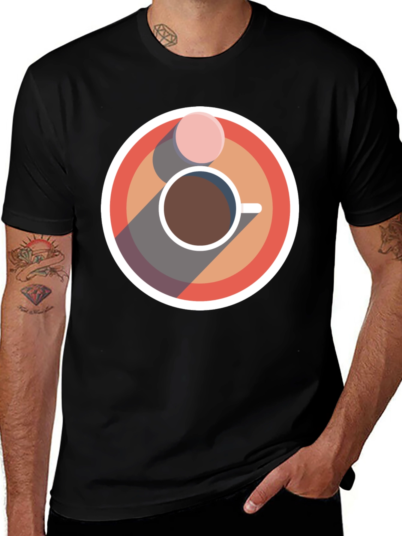 Camiseta Negra con Diseño Circular de Café y Galleta