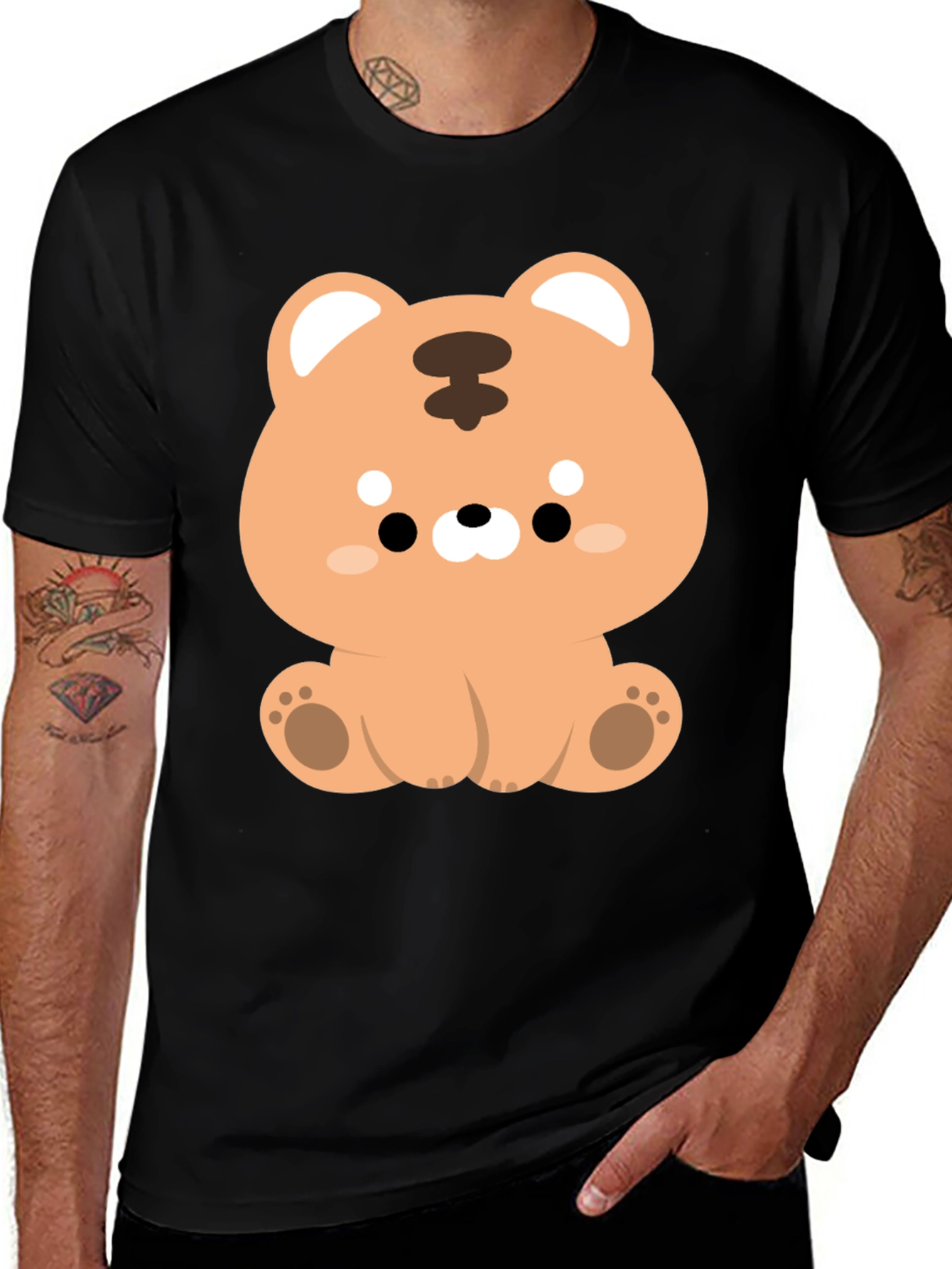 Camiseta Negra con Diseño de Tigre Kawaii