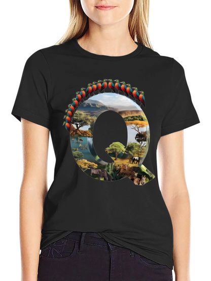 Camiseta Negra con Diseño de Naturaleza Letra Q