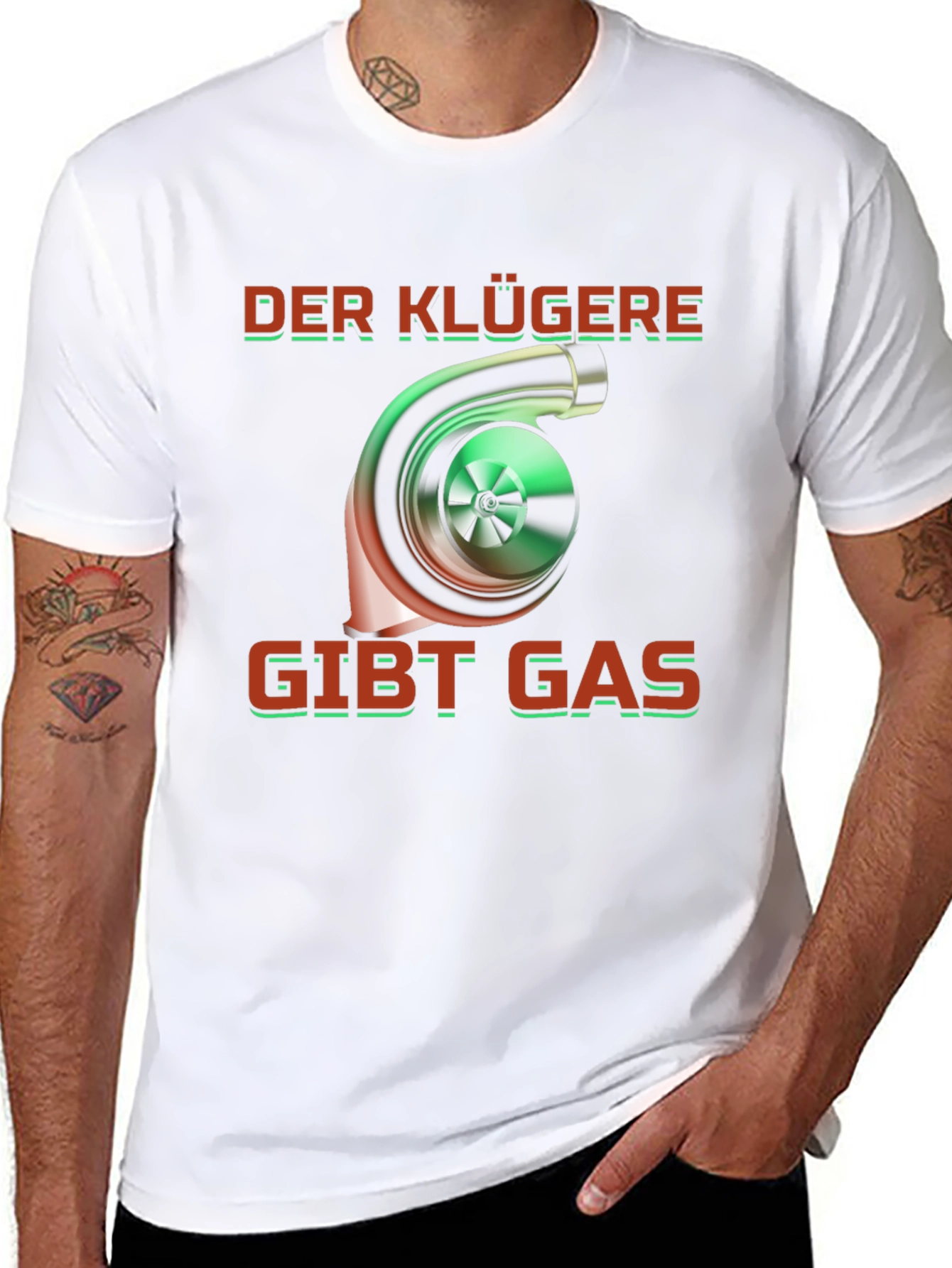 Camiseta Negra Turbo Der Klügere Gibt Gas