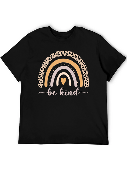 Camiseta Negra Be Kind Arcoíris Estampado