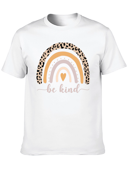 Camiseta Negra Be Kind Arcoíris Estampado