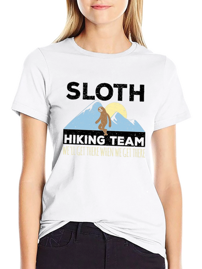 Camiseta Negra: Sloth Hiking Team