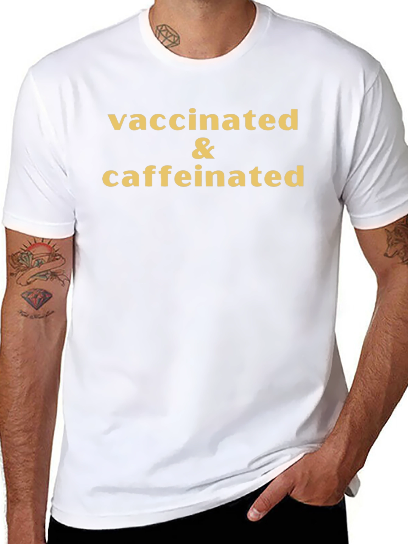 Camiseta Vacunado y Con Cafeína - Estilo Casual
