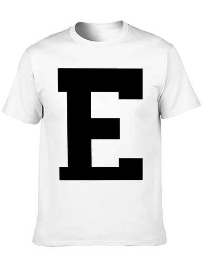Camiseta Negra con Letra E Grande - Estilo Casual