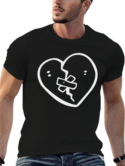 Camiseta Negra con Corazón Roto Vendado