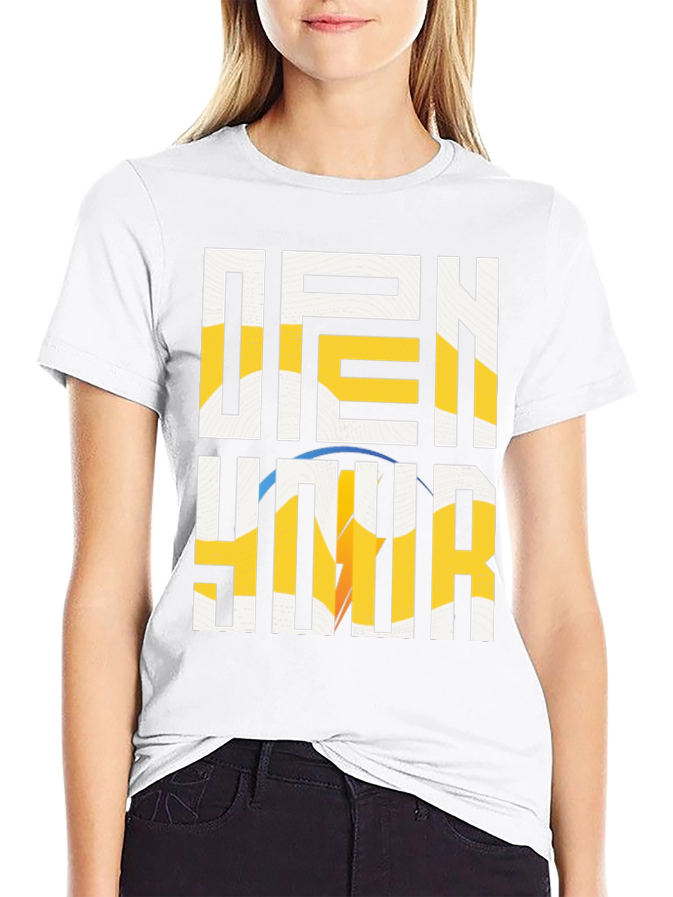 Camiseta Negra Deportiva con Diseño de Voleibol