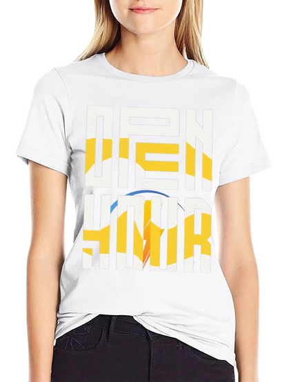 Camiseta Negra Deportiva con Diseño de Voleibol