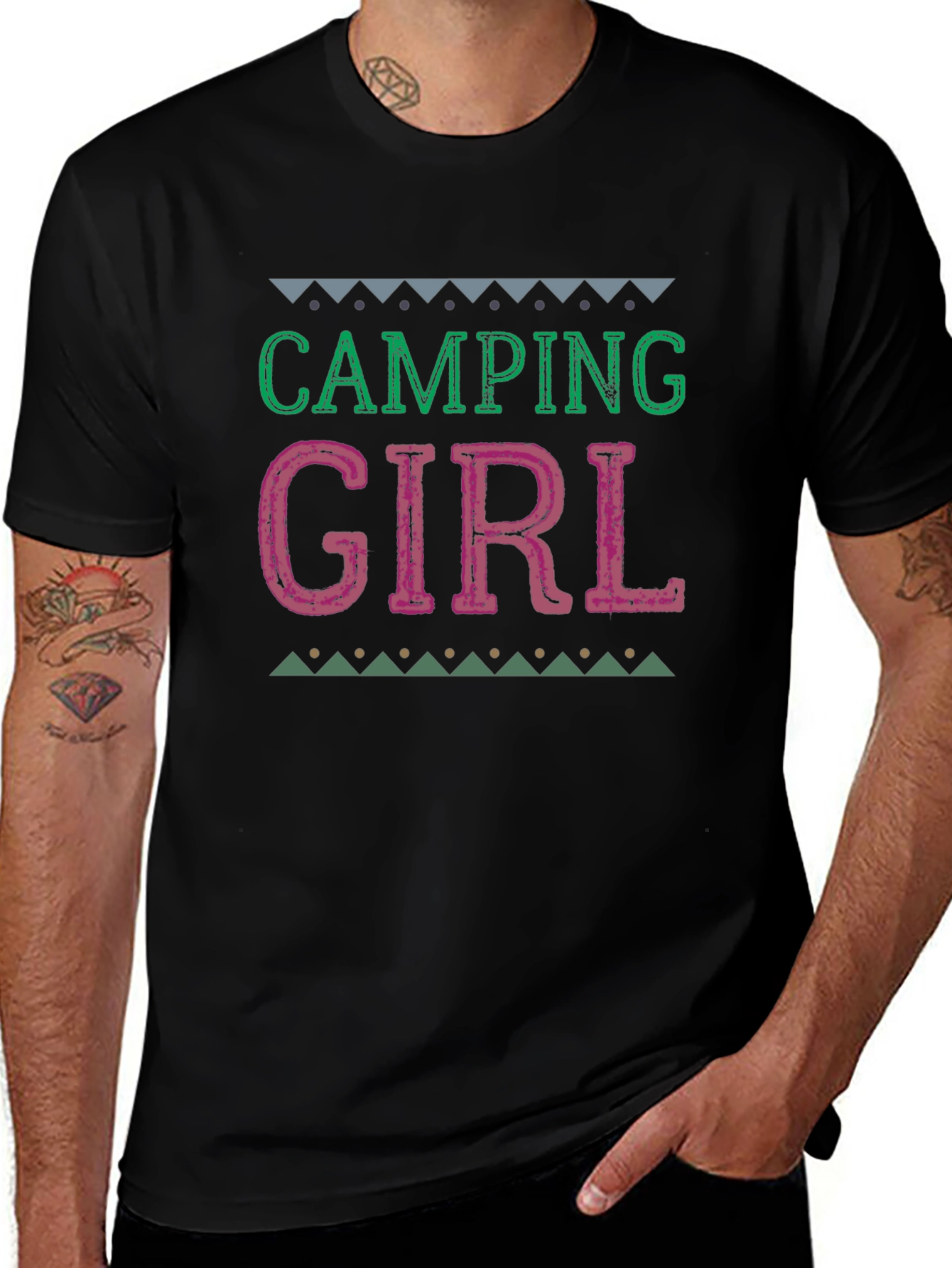 Camiseta Negra Camping Girl