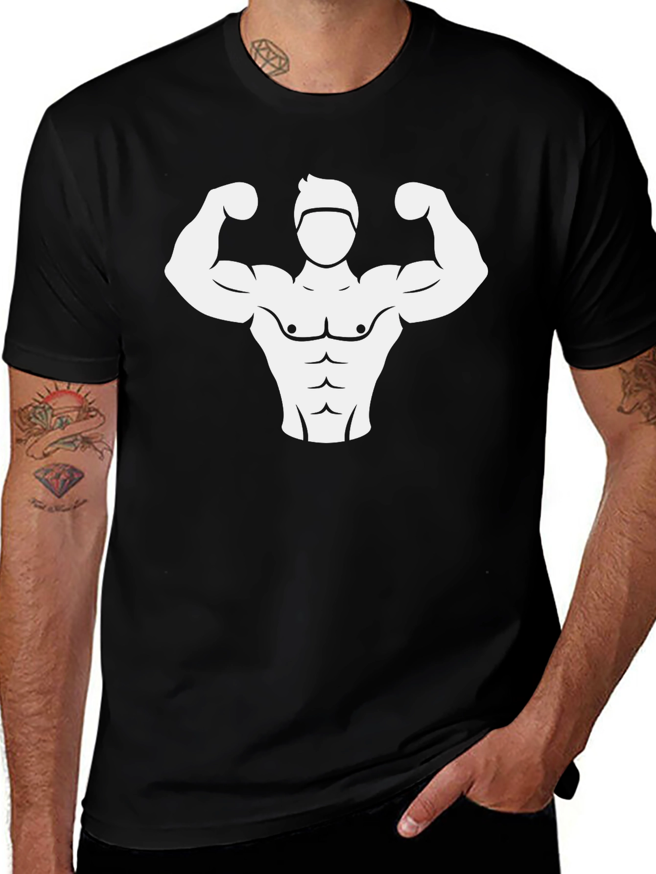Camiseta Negra con Diseño Musculoso