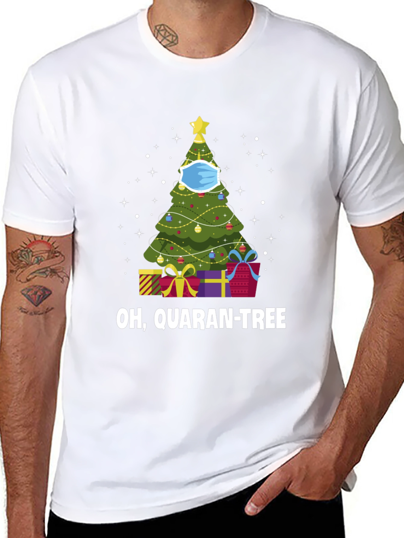 Camiseta Negra Navideña Quaran-Tree con Cubrebocas