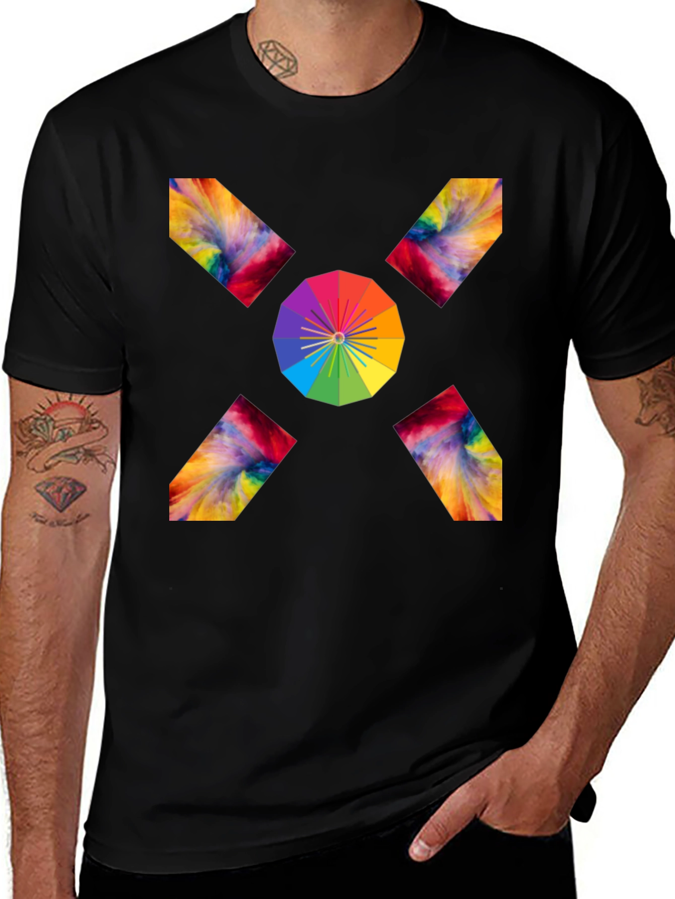 Camiseta Negra con Diseño Abstracto de Arcoíris