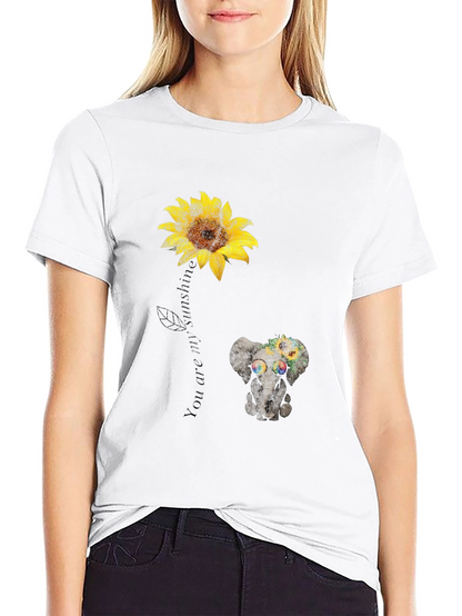 Camiseta Negra con Girasol y Elefante Hippie