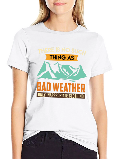 Camiseta Negra con Diseño Inspirador para Aventureros