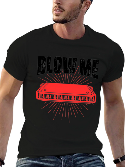 Camiseta Negra con Diseño de Armónica Blow Me