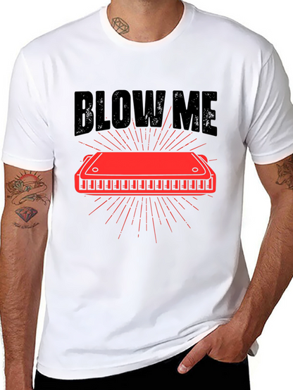 Camiseta Negra con Diseño de Armónica Blow Me