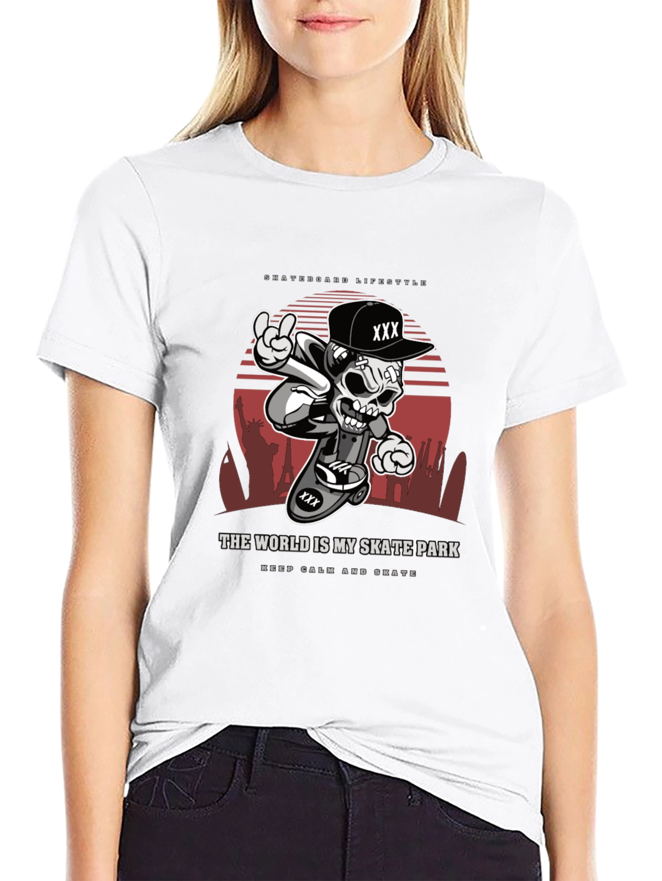 Camiseta Negra Estilo Skateboarding Calavera Urbana