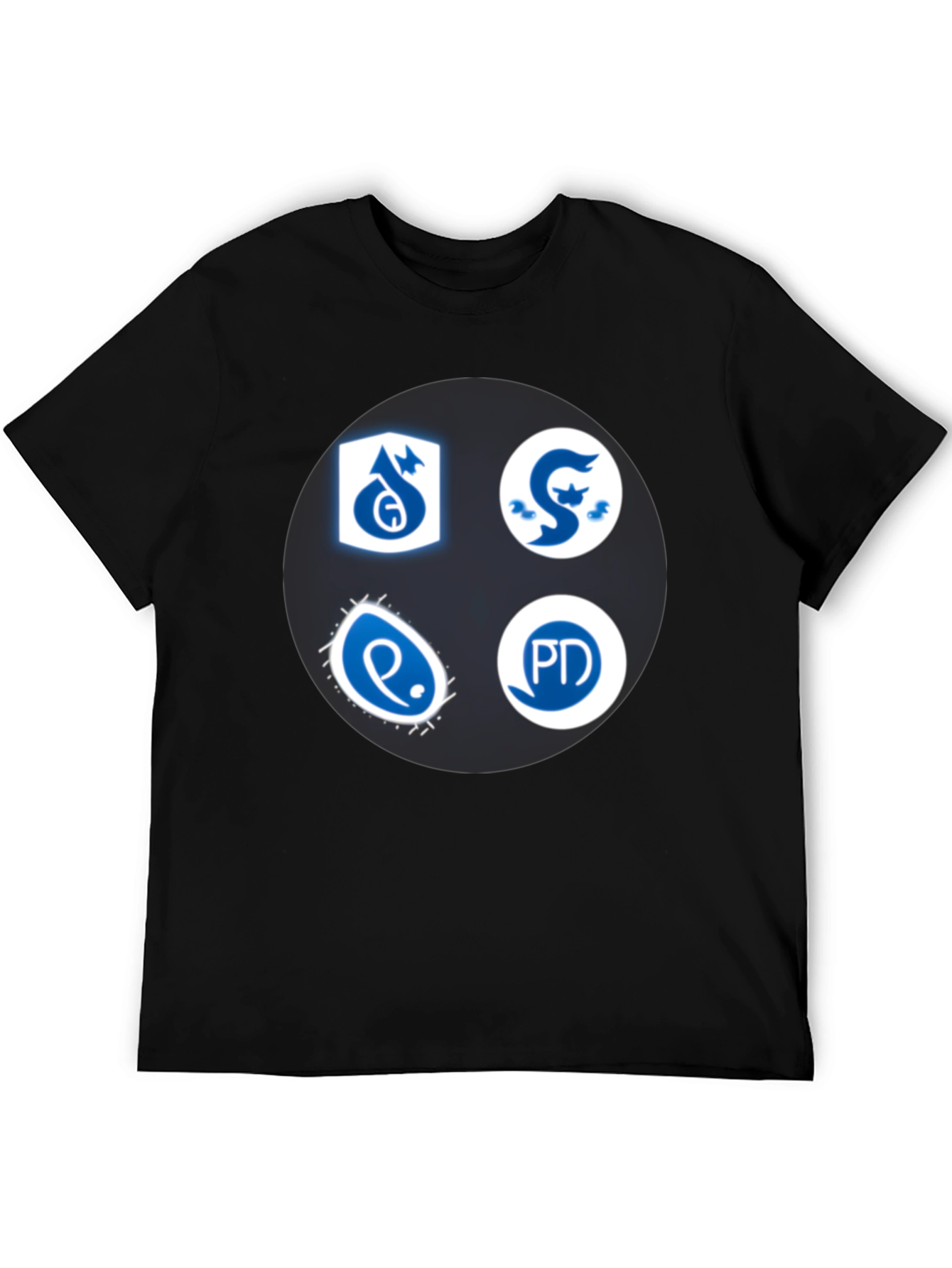 Camiseta Negra con Insignias Azules y Blancas