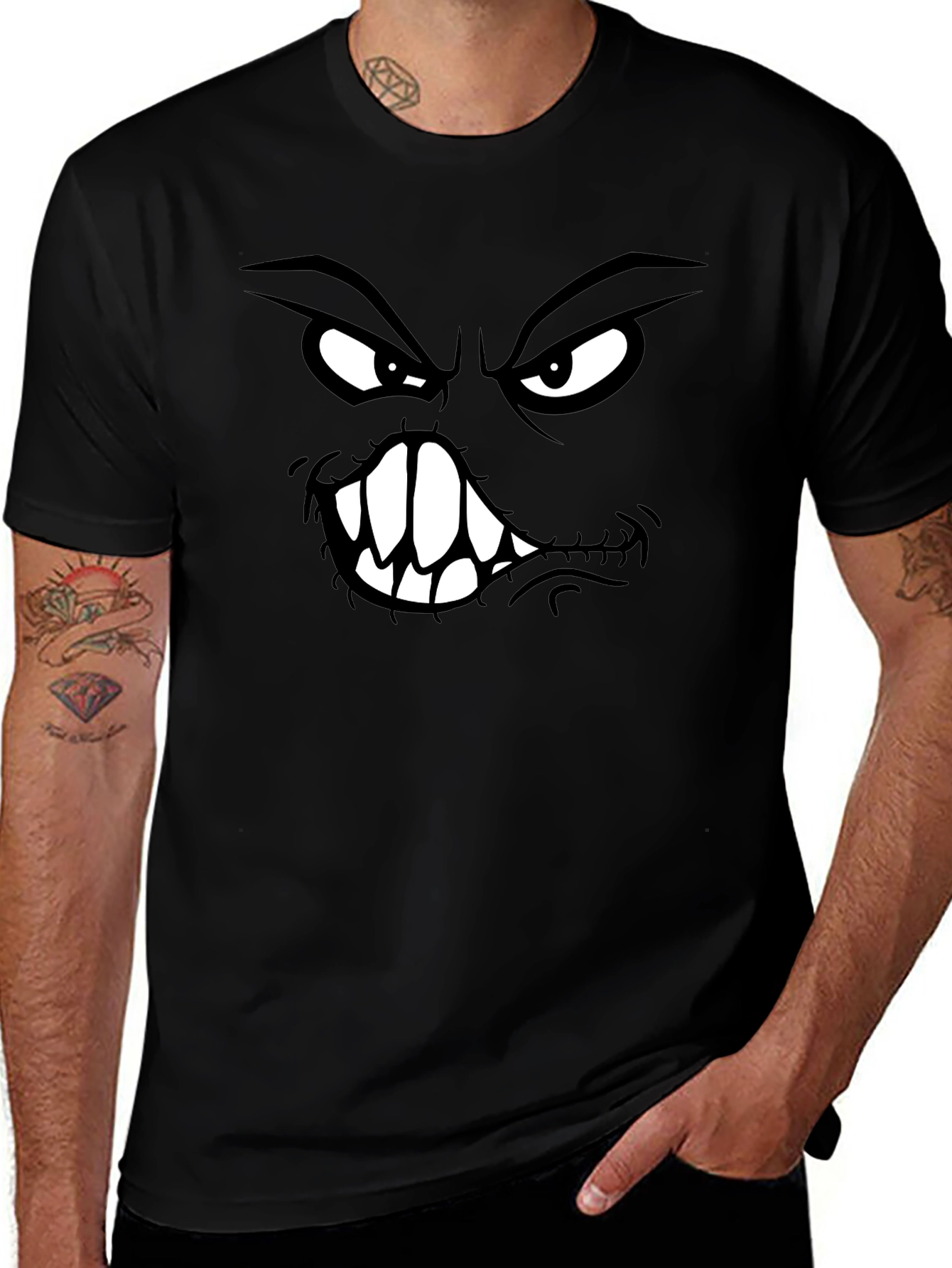 Camiseta Negra con Estampado de Cara Monstruosa