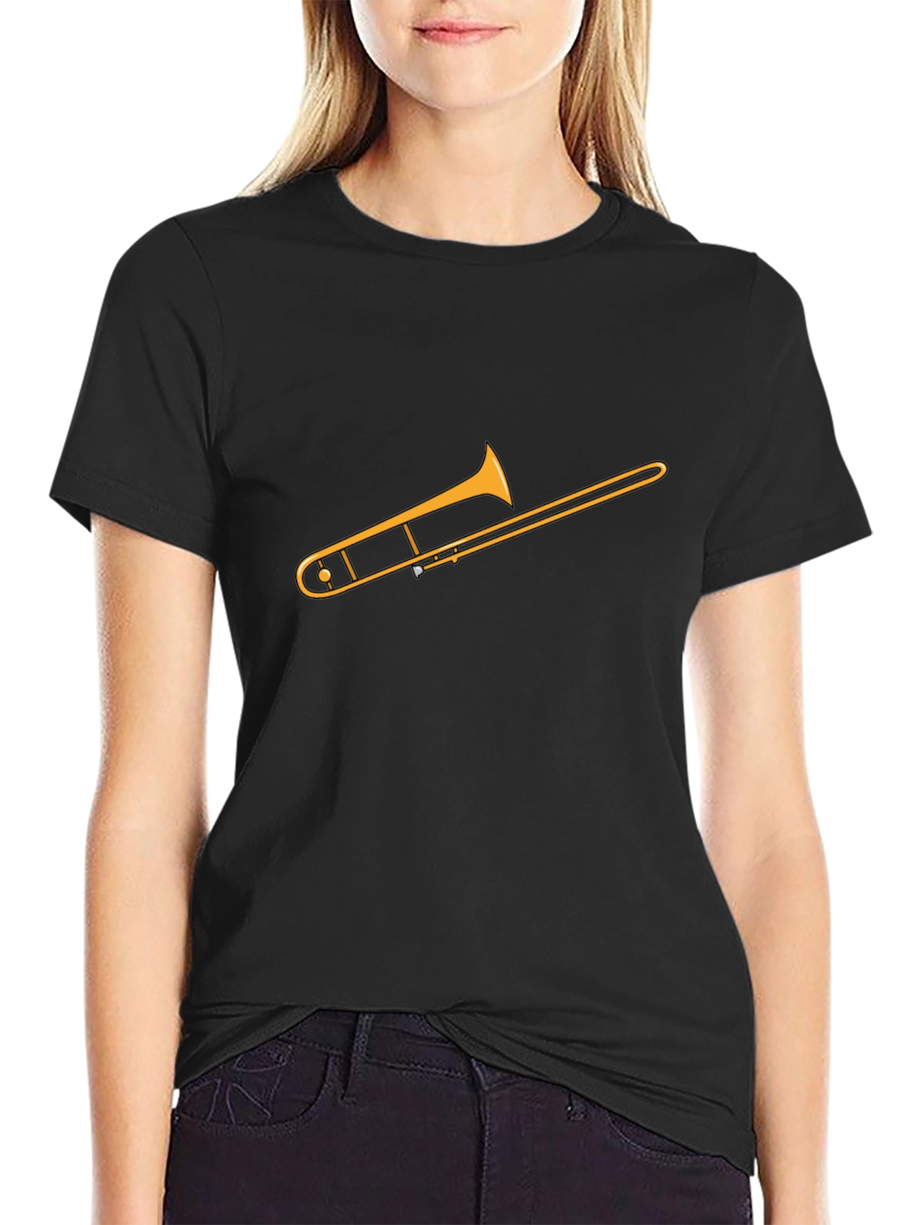 Camiseta Negra con Diseño de Trombón Dorado