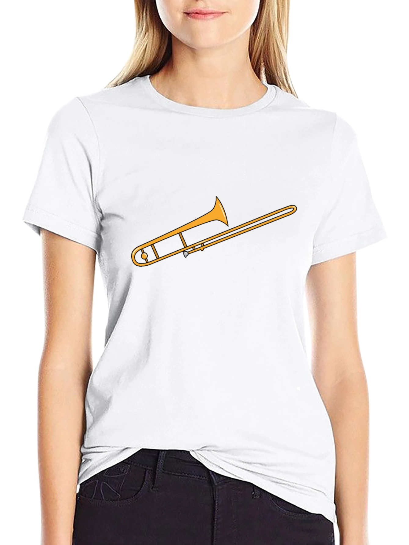 Camiseta Negra con Diseño de Trombón Dorado