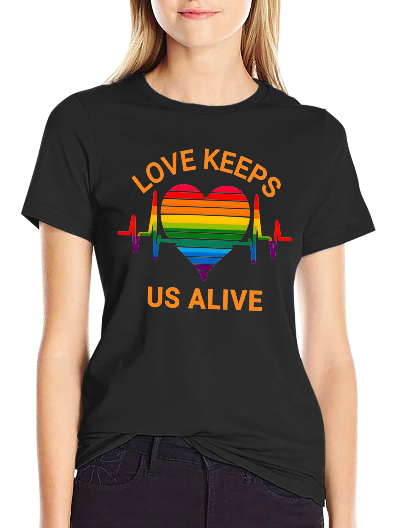 Camiseta Negra LGBT El Amor Nos Mantiene Vivos