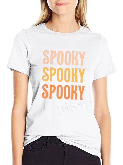 Camiseta Negra Spooky Season para Halloween